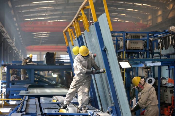 Lucro industrial da China sobe 4,2% na comparação anual de agosto