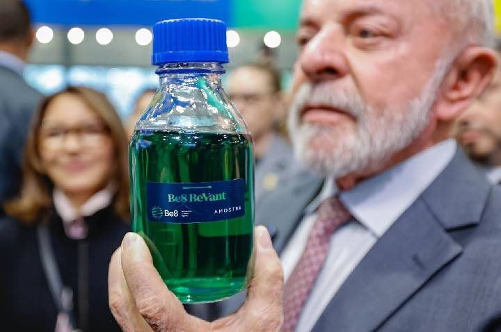 Lula: Brasil pode se transformar na Arábia Saudita do biocombustível
