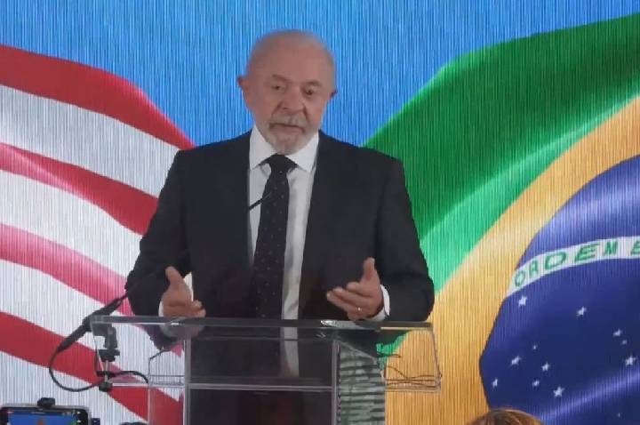 Lula confirma negativa de visto pelo governo brasileiro aos EUA