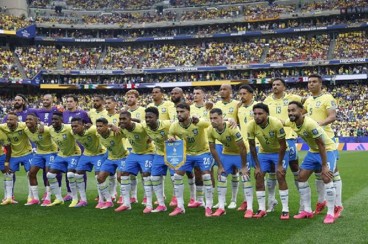 Lula critica Seleção Brasileira após eliminação da Copa: “Que vergonha”