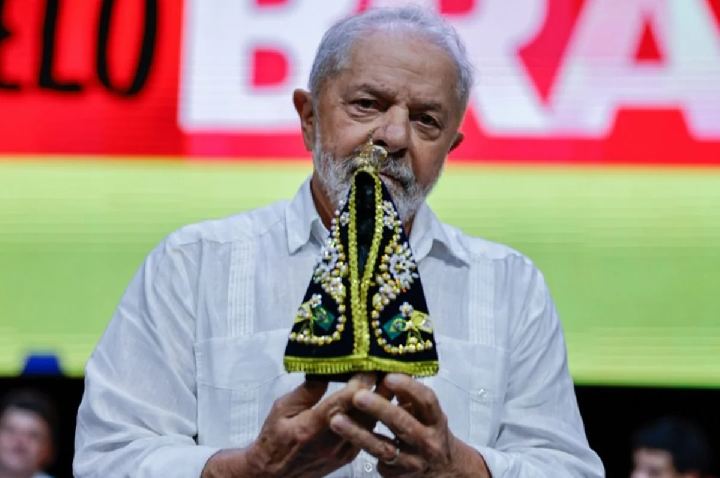 Lula registra aumento entre católicos e evangélicos, segundo Quaest