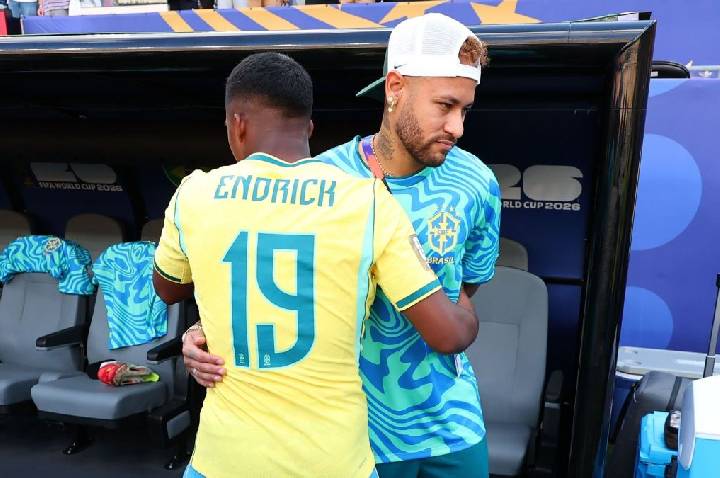 Mãe de Endrick destaca apoio de Neymar e pede paciência sobre oportunidades