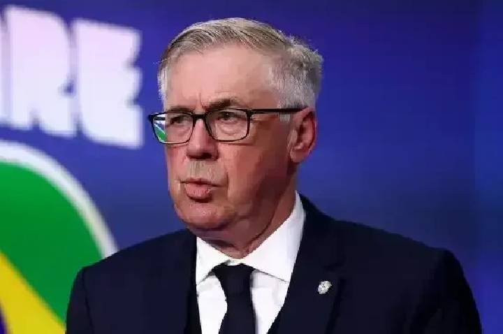 Maldini revela contato para levar Carlo Ancelotti à seleção da Itália