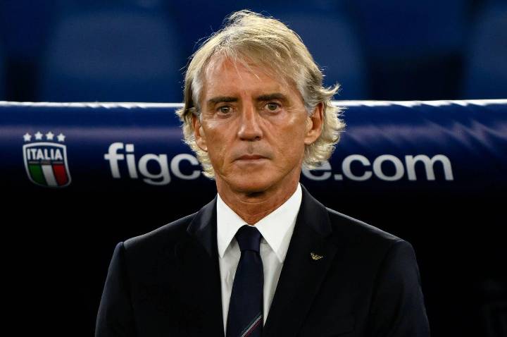 Mancini, ex-técnico do Manchester City, se manifesta sobre controvérsia