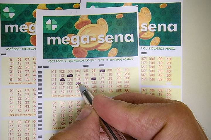 Mega-Sena 3010: sorteio deste domingo (24) pode pagar R$ 300 milhões