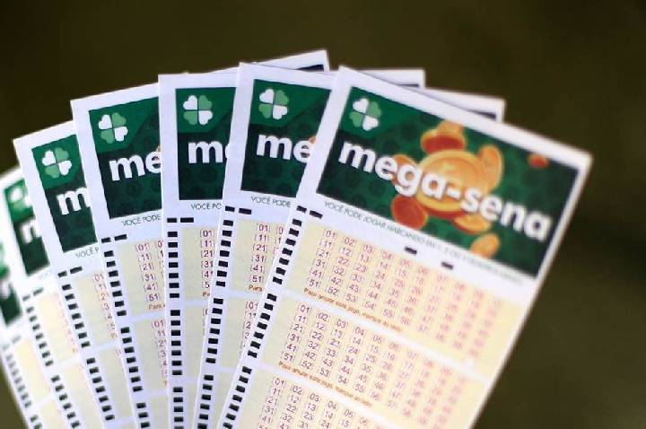 Mega-Sena: quanto rendem R$ 165 milhões na poupança, Tesouro Direto ou CDB