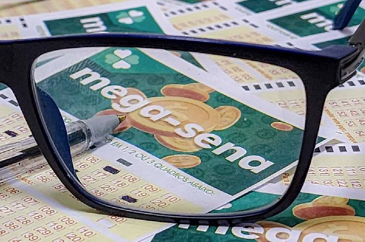 Mega-Sena sorteia prêmio de R$ 65 milhões neste sábado