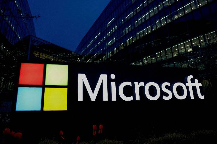 Microsoft inaugura centro de dados na Índia em meio à corrida pela IA