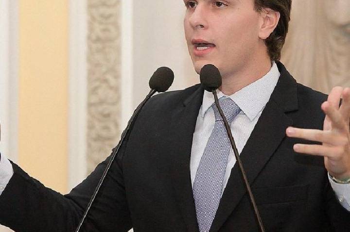 Miguel diz que Raquel mantém apoio e nega recuo na disputa ao Senado