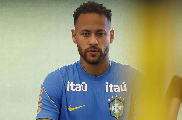 “Muitas vezes esquecemos que temos Neymar”, diz Paulo Sérgio