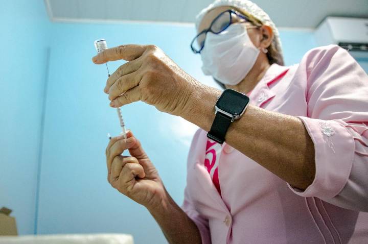 Multivacinação segue nas unidades de saúde com foco na atualização da caderneta