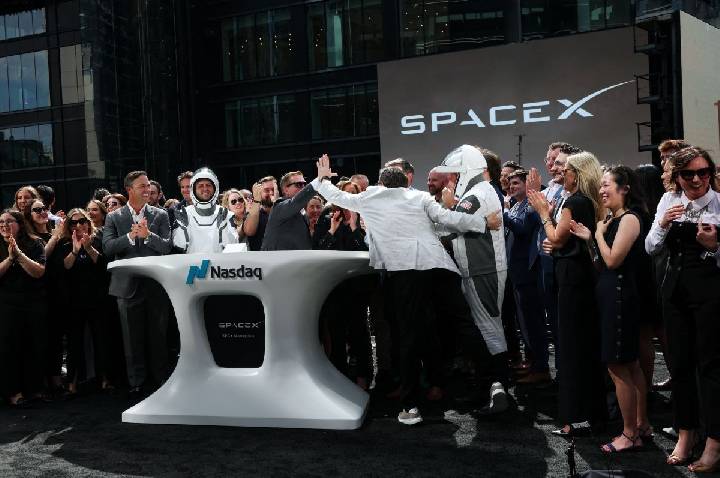 Musk: “Ficarei surpreso se receita da SpaceX não superar US$ 1 tri em 2031”