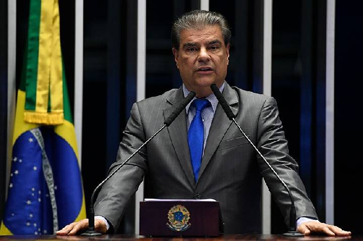 Nelsinho Trad desiste de reeleição ao Senado e será suplente de Azambuja