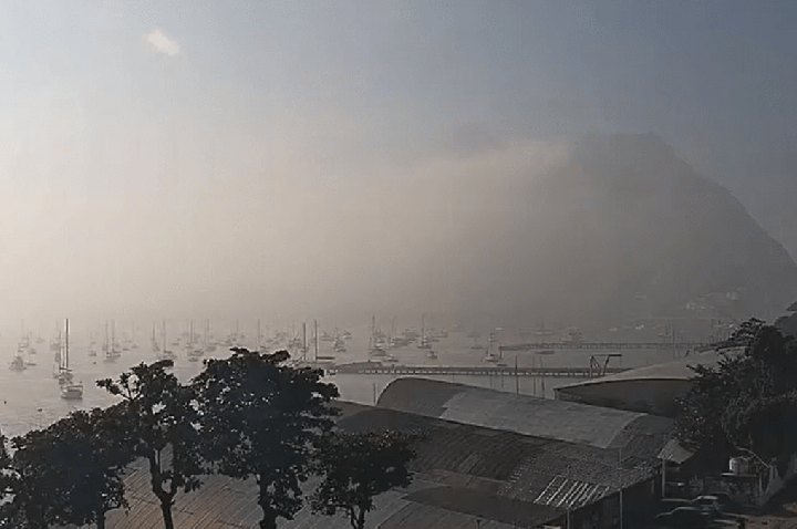Nevoeiro fecha Aeroporto do Galeão por mais de 1 hora e cancela voos no Rio