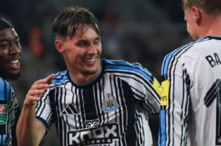 Newcastle vira sobre o West Brom e evita zebra na Copa da Liga Inglesa
