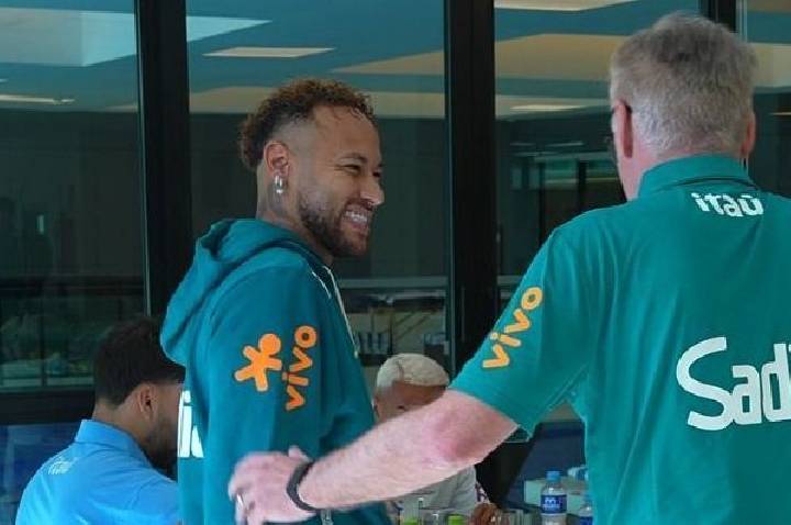 Neymar pode ser cortado? Veja o que sabemos sobre a lesão do atacante