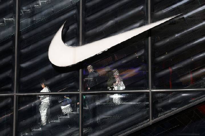 Nike prevê queda mais acentuada nas vendas com cautela do consumidor