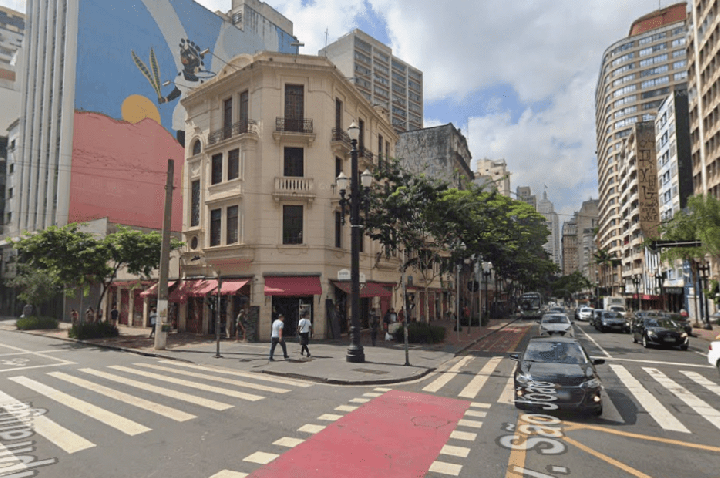 “Ninguém acabou com Cidade Limpa”, diz Nunes sobre ‘Times Square’ de SP