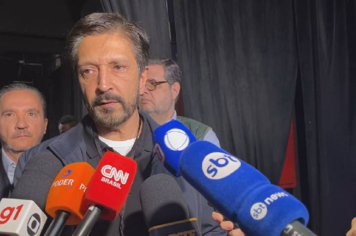 Nunes confronta Haddad por “questão do Wi-Fi” citada em debate