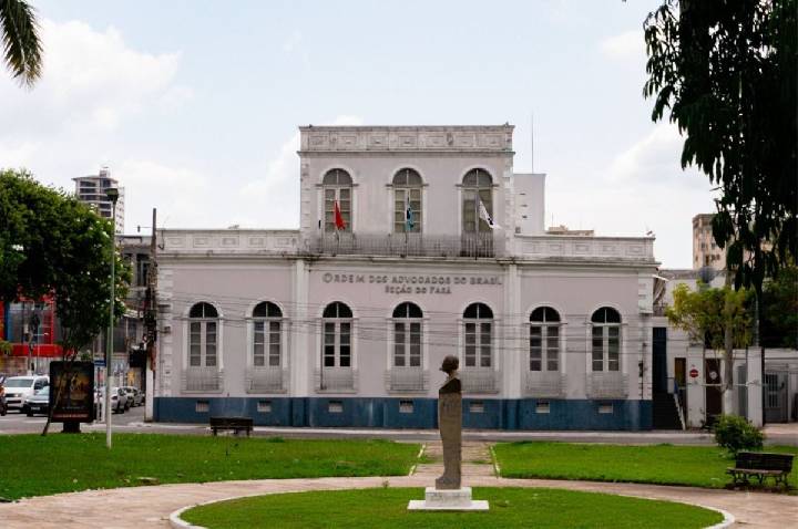 OAB suspende advogadas após tentarem enganar IA em processo no Pará