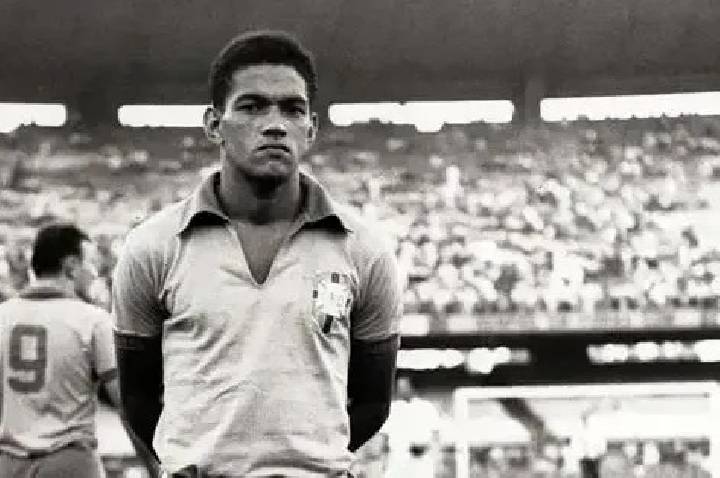 Obituário de Garrincha é publicado pelo NY Times 43 anos após a sua morte