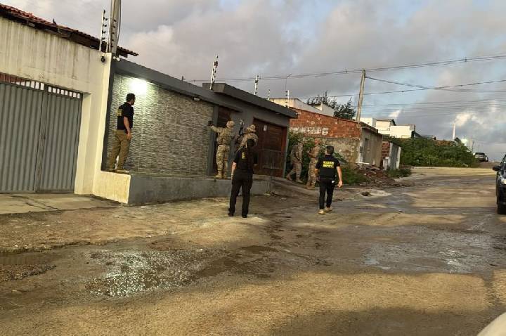 Operação mira suspeitos de roubarem R$ 5 milhões de empresário de SP