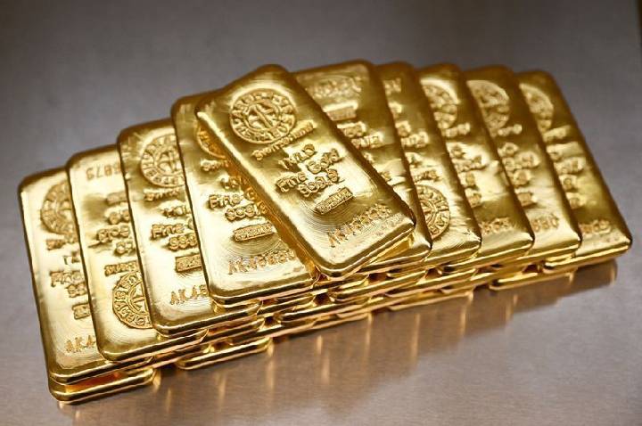 Ouro fecha em alta com dólar e juros dos Treasuries fracos