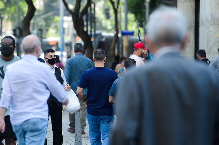 Para 81% dos brasileiros, é fundamental que candidato acredite em Deus