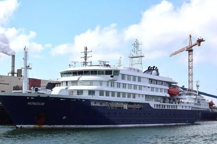 Passageiros do navio atingido por hantavírus são contatos de alto risco