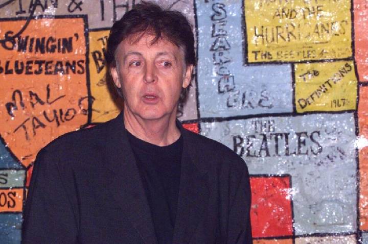 Paul McCartney diz que teve colapso após fim do Beatles: “Assustador”