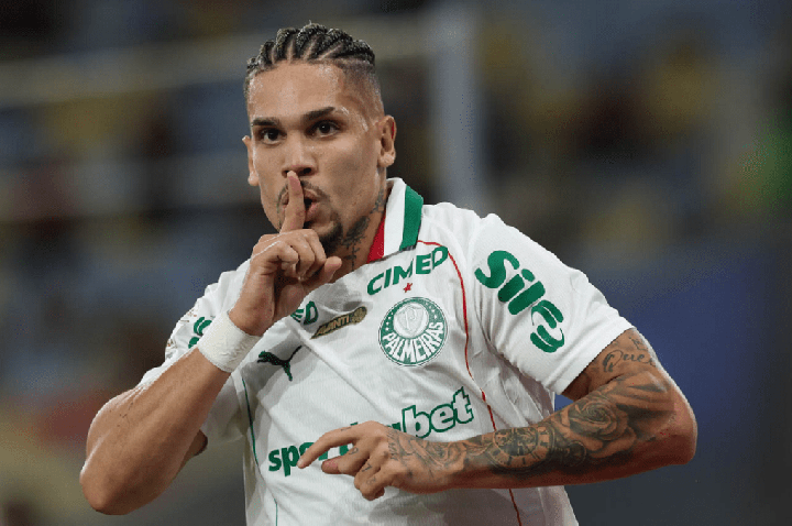 Paulinho detalha “processo muito difícil” de lesão após gol contra Flamengo