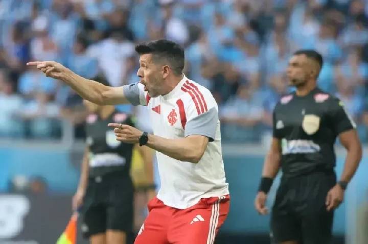 Pezzolano desabafa após “golpe duríssimo” no Inter: “Sentimento de m…”