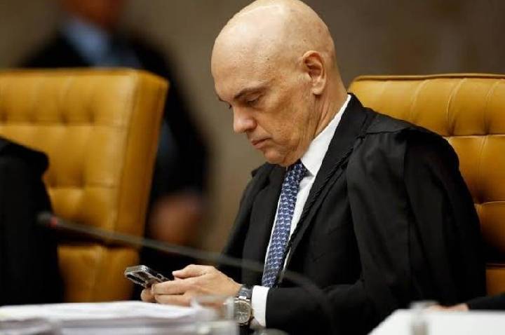PF CLASSIFICA MORAES COMO 'FONTES EXCLUSIVAS' DE DANIEL VORCARO DURANTE INVESTIGAÇÃO