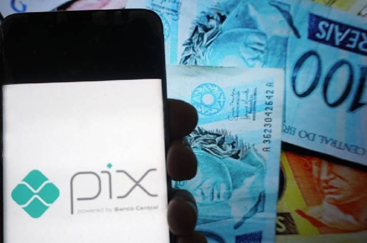 Pix caiu? Clientes reclamam de instabilidade na ferramenta