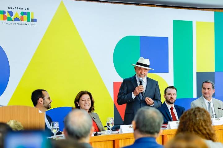 Planalto acelera agenda de alívio financeiro sob vigilância do mercado