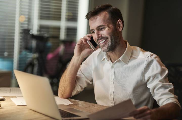 Plataforma financeira digital tem atendimento humano ou só chatbot?