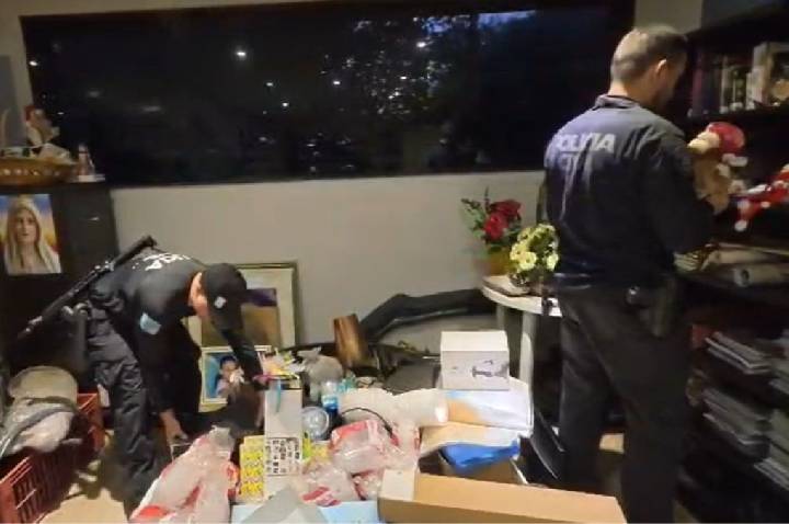 Polícia Civil faz operação contra ex-CACs que não devolveram armas no RJ