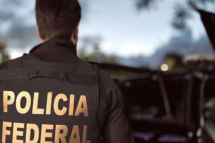 Polícia Federal faz operação contra lavagem de dinheiro de bets