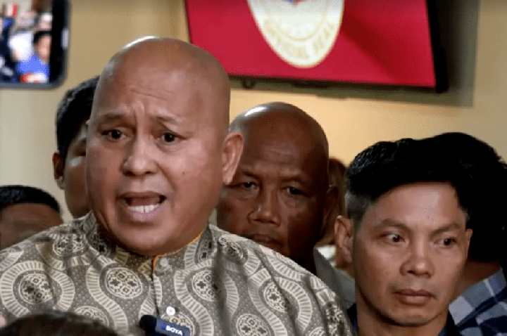 Político filipino alvo do Tribunal Internacional foge após disparos no Sena