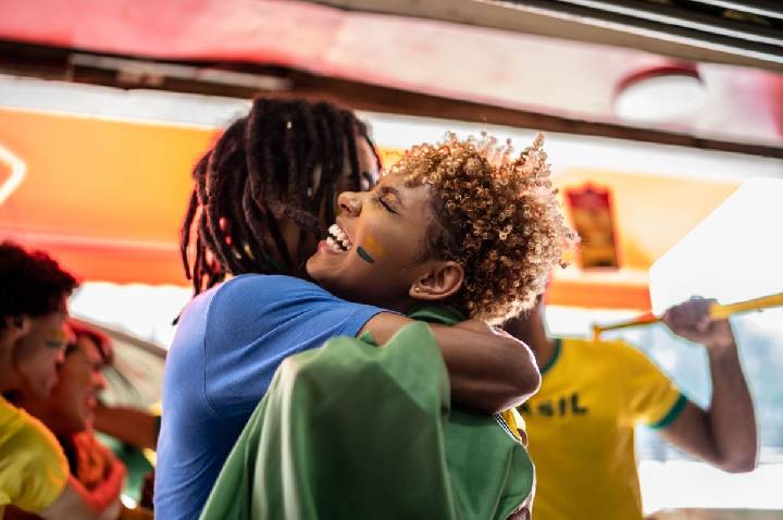 Por que a Copa do Mundo nos emociona tanto? Psicóloga explica