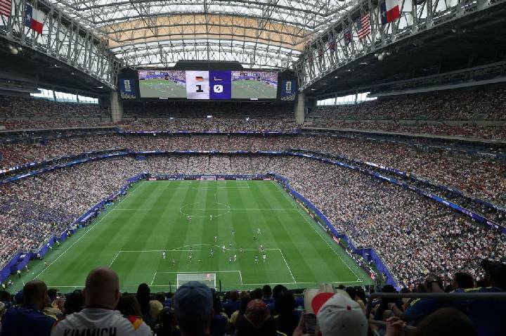 Portugal x RD Congo: por que a Fifa exige que teto de estádio fique fechado