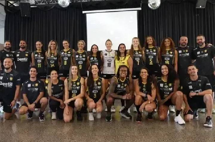 Praia Clube apresenta time feminino de vôlei para a temporada 2026-27