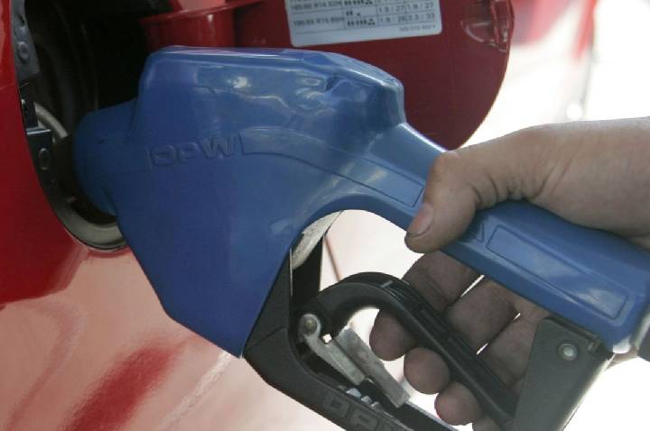 Preço do etanol cai em 20 estados e sobe em 4, diz ANP