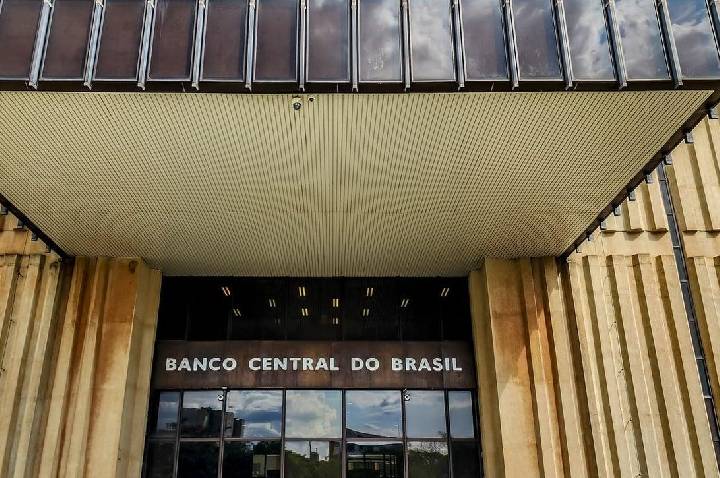 Projeção de crescimento econômico do BC é reduzida para 1,8%