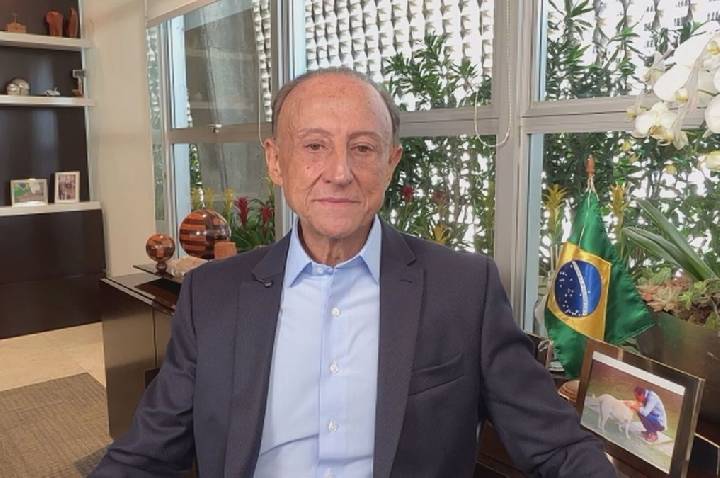 Proposta do fim da escala 6×1 é um atraso absoluto, afirma Paulo Skaf