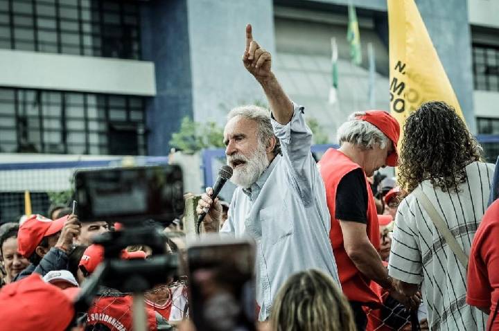 Quem é Dr. Rosinha, candidato ao Senado pelo Paraná