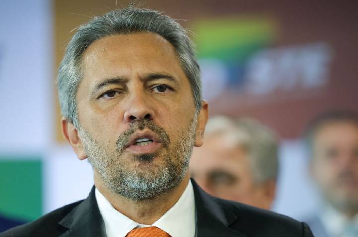 Quem é Elmano de Freitas, candidato à reeleição no Ceará