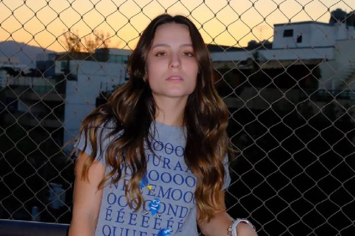 “Querem a qualquer custo”, desabafa Larissa Manoela sobre rumor de gravidez