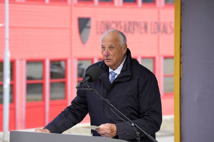 Rei da Noruega está em estado “muito grave”, diz corte real