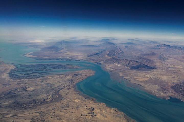 Reino Unido planeja “coalizão” no Estreito de Ormuz, diz porta-voz